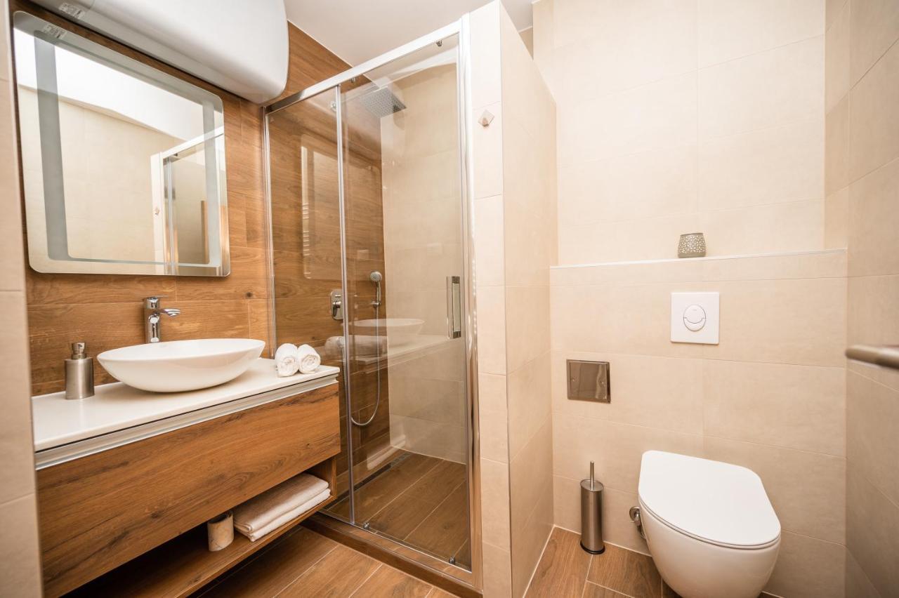 Modern And Bright Apartments - Main Street Sarajevo Luaran gambar